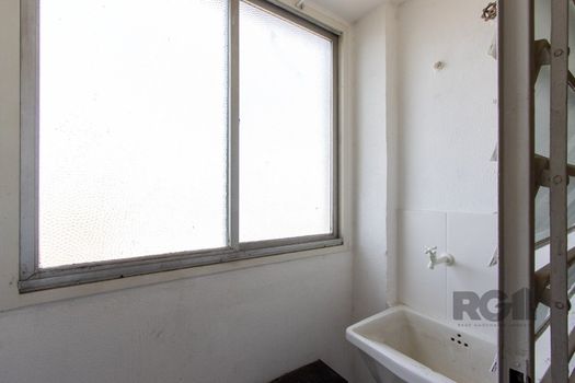 Foto 9 do(a) Apartamento de 2 quartos à venda em Cristal, Porto Alegre