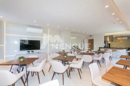 Foto 5 do(a) Apartamento de 2 quartos à venda em Passo da Areia, Porto Alegre