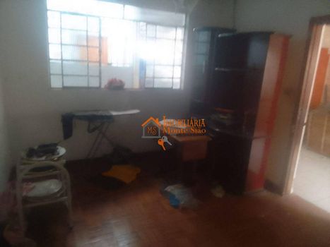 Foto 4 do(a) Casa de 5 quartos à venda em Jardim Presidente Dutra, Guarulhos
