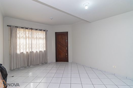 Foto 3 do(a) Casa de 3 quartos para alugar em Boqueirão, Curitiba