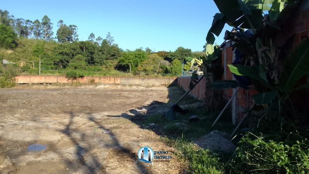 Foto 1 do(a) Terreno false à venda em Mantiquira, Duque de Caxias
