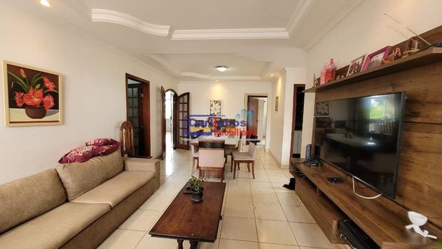 Foto 4 do(a) Casa de 4 quartos à venda em Jardim Casa Branca, Betim