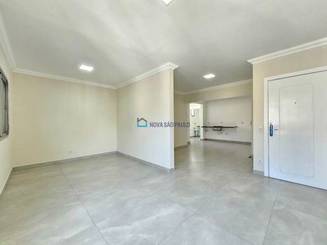 Foto 2 do(a) Apartamento de 2 quartos à venda em Moema, São Paulo