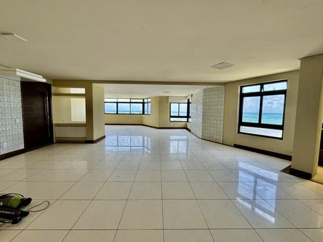Foto 1 do(a) Cobertura de 5 quartos à venda em Farol, Maceió