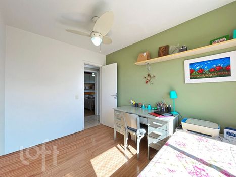Foto 41 do(a) Apartamento de 3 quartos à venda em Vila Ipiranga, Porto Alegre