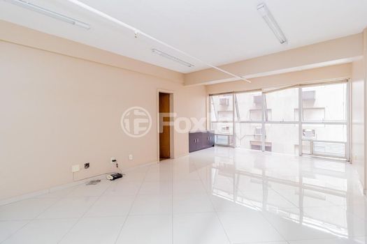 Foto 3 do(a) Sala / Conjunto Comercial false à venda em Centro Histórico, Porto Alegre