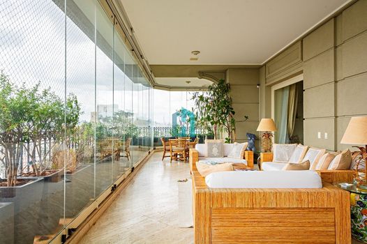 Foto 1 do(a) Apartamento de 4 quartos à venda em Vila Nova Conceição, São Paulo