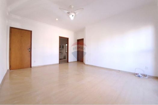 Foto 3 do(a) Apartamento de 2 quartos à venda em Residencial Flórida, Ribeirão Preto