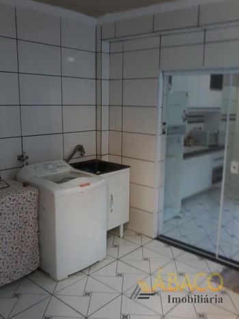 Foto 15 do(a) Casa de 3 quartos à venda em Parque Santa Felícia Jardim, São Carlos
