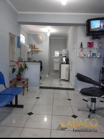 Foto 4 do(a) Casa de 3 quartos à venda em Parque Santa Felícia Jardim, São Carlos