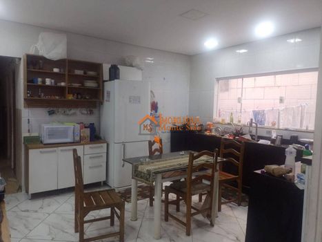 Foto 2 do(a) Casa de 3 quartos à venda em Vila São Rafael, Guarulhos