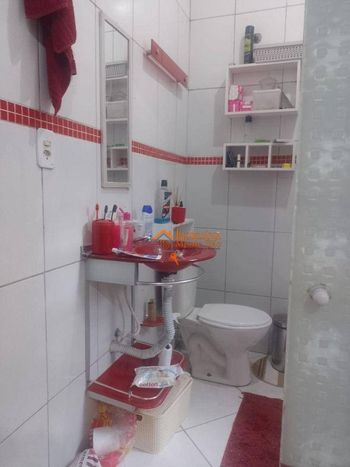 Foto 15 do(a) Casa de 3 quartos à venda em Vila São Rafael, Guarulhos