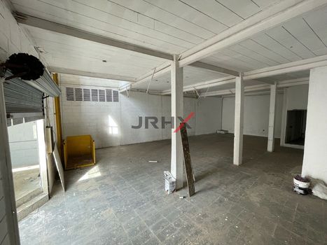 Foto 3 do(a) Loja false para alugar em Água Branca, São Paulo