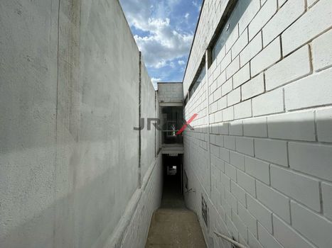 Foto 14 do(a) Loja false para alugar em Água Branca, São Paulo