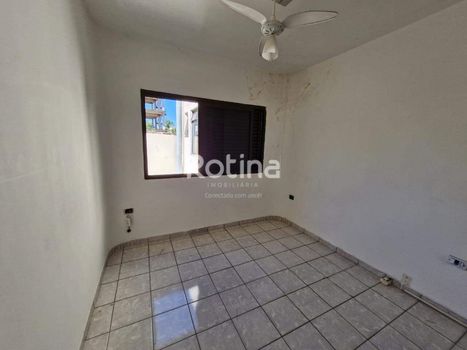 Foto 7 do(a) Apartamento de 3 quartos para alugar em Centro, Uberlândia