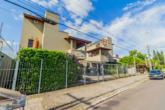 Foto 39 do(a) Casa em Condomínio de 3 quartos à venda em Guarujá, Porto Alegre