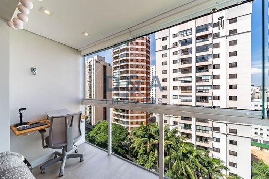 Foto 3 do(a) Apartamento de 3 quartos para alugar em Vila Nova Conceição, São Paulo