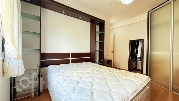 Foto 8 do(a) Apartamento de 2 quartos à venda em Azenha, Porto Alegre
