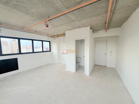 Foto 1 do(a) Sala / Conjunto Comercial false à venda em Vila Assunção, Santo André