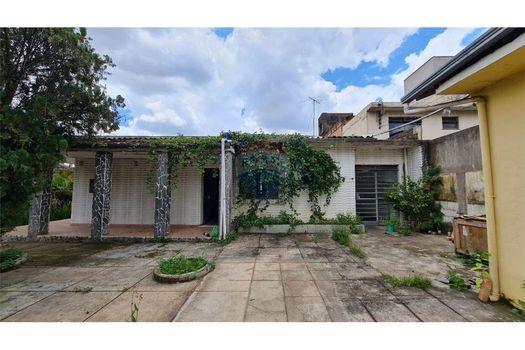 Foto 3 do(a) Casa de 4 quartos à venda em Santo André, Belo Horizonte