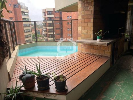 Foto 9 do(a) Apartamento de 4 quartos à venda em Jardim Vitória Régia, São Paulo