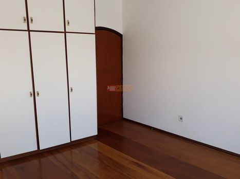 Foto 14 do(a) Casa de 3 quartos à venda em Jardim Las Vegas, Santo André