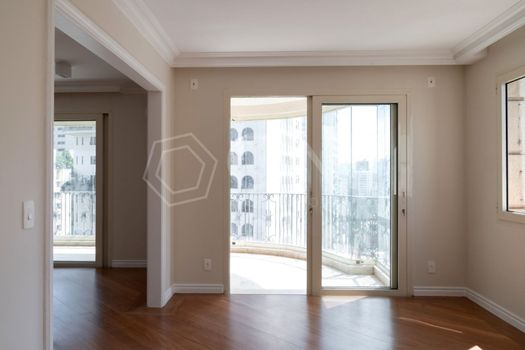 Foto 6 do(a) Apartamento de 3 quartos à venda em Jardim Paulistano, São Paulo