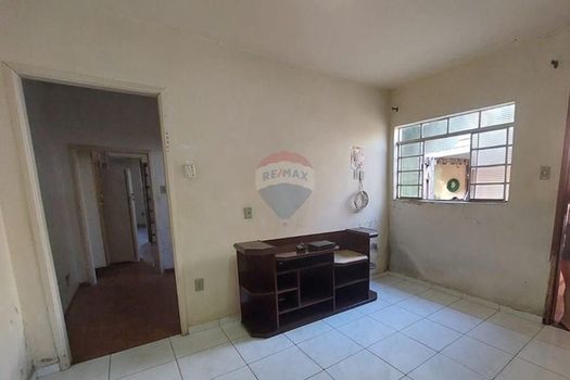 Foto 8 do(a) Casa de 4 quartos à venda em Vila Santana I, Jundiaí