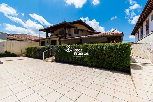 Foto 2 do(a) Casa de 5 quartos à venda em Setor de Habitações Individuais Sul, Brasília