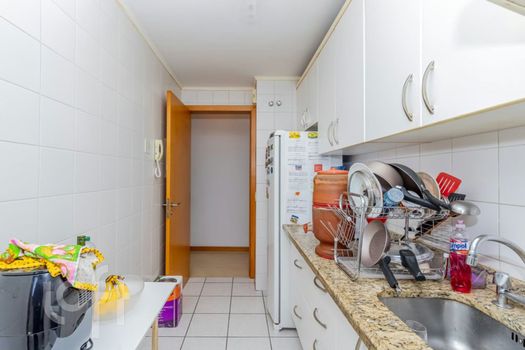 Foto 25 do(a) Apartamento de 2 quartos à venda em Rio Branco, Porto Alegre