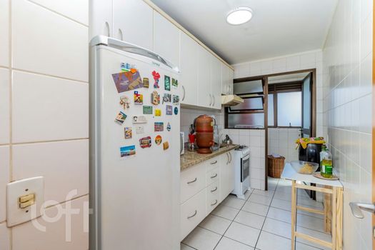 Foto 27 do(a) Apartamento de 2 quartos à venda em Rio Branco, Porto Alegre