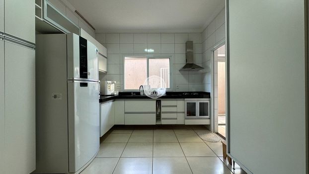 Foto 30 do(a) Casa de 3 quartos para alugar em Jardim Califórnia, Ribeirão Preto
