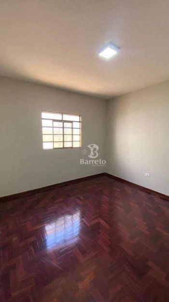 Foto 13 do(a) Casa de 3 quartos à venda em Jardim Caviúna, Rolândia