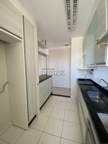 Foto 4 do(a) Apartamento de 3 quartos à venda em Vale dos Tucanos, Londrina