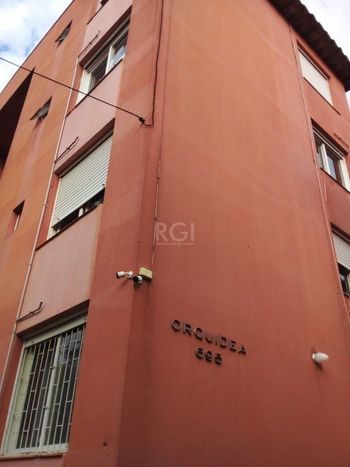 Foto 2 do(a) Flat de 1 quartos à venda em Jardim do Salso, Porto Alegre