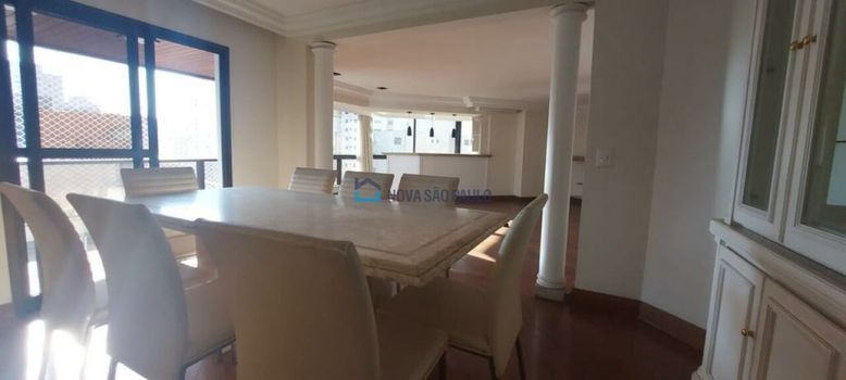 Foto 4 do(a) Apartamento de 4 quartos à venda em Moema, São Paulo