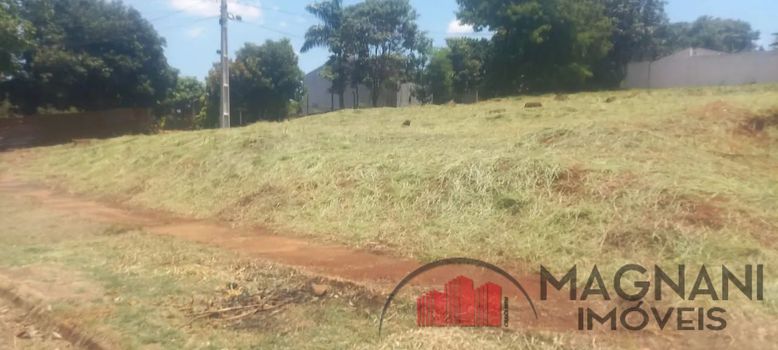 Foto 4 do(a) Terreno false à venda em Parque Tarumã, Maringá