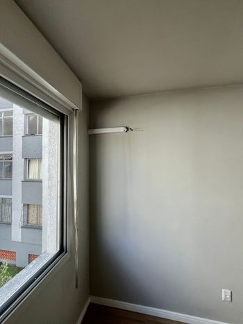 Foto 16 do(a) Apartamento de 2 quartos à venda em Vila Ipiranga, Porto Alegre