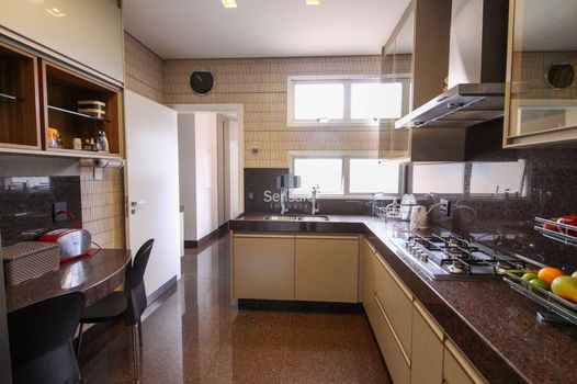 Foto 4 do(a) Apartamento de 4 quartos à venda em Gutierrez, Belo Horizonte