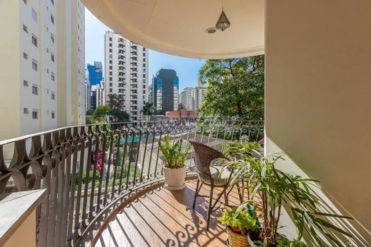 Foto 1 do(a) Apartamento de 3 quartos à venda em Indianópolis, São Paulo