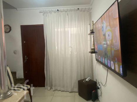 Foto 2 do(a) Casa em Condomínio de 2 quartos à venda em Vila Carmosina, São Paulo