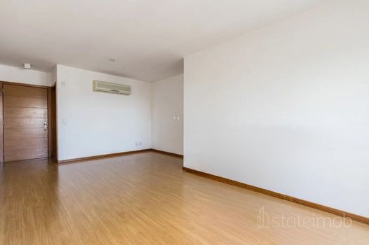 Foto 6 do(a) Apartamento de 3 quartos à venda em Auxiliadora, Porto Alegre