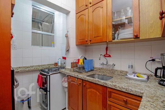 Foto 10 do(a) Apartamento de 2 quartos à venda em Petrópolis, Porto Alegre