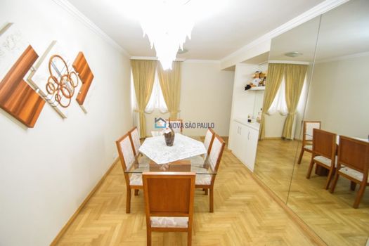 Foto 2 do(a) Apartamento de 2 quartos à venda em Moema, São Paulo
