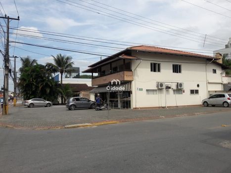 Foto 5 do(a) Casa de 4 quartos à venda em Ilha da Figueira, Jaraguá do Sul