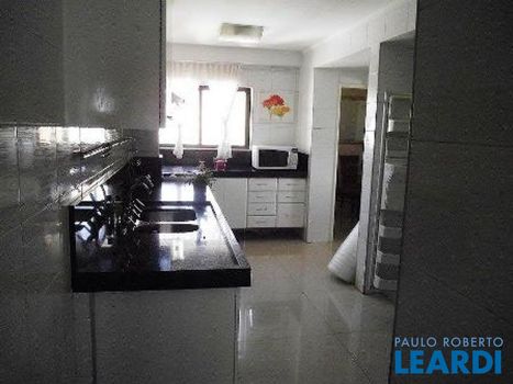 Foto 12 do(a) Apartamento false à venda em Perdizes, São Paulo