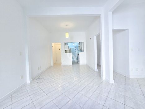 Foto 5 do(a) Apartamento de 2 quartos à venda em Leblon, Rio de Janeiro