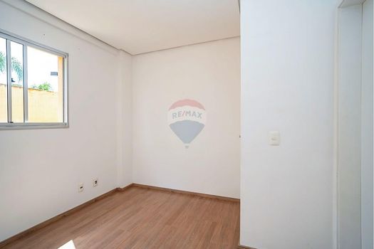 Foto 17 do(a) Apartamento de 3 quartos à venda em Guaíra, Curitiba