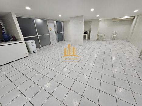 Foto 16 do(a) Apartamento de 3 quartos à venda em Ponta Verde, Maceió