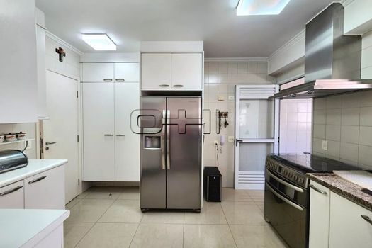 Foto 16 do(a) Apartamento de 3 quartos à venda em Indianópolis, São Paulo